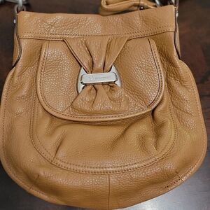 Tan leather B Makowsky crossbody bag